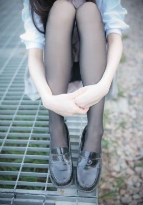 向日葵视频破解版无限_超清电影完整版