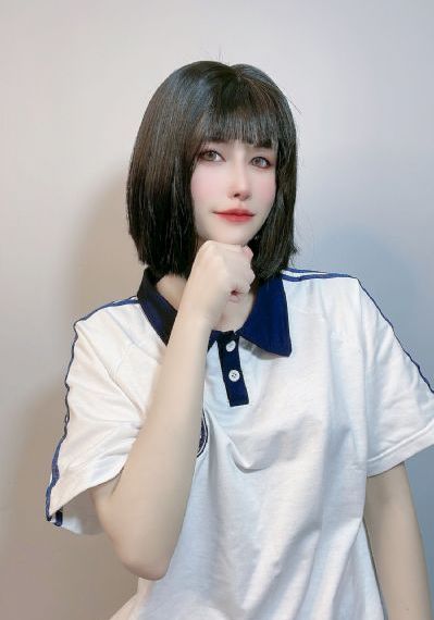 女厕偷拍亚洲_HD高清完整电影
