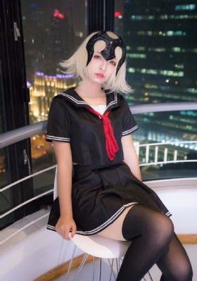 国产成人综合亚洲精品精华液第一页_BD韩语免费播放